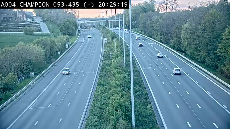 A4 CHAMPION (> Bruxelles)